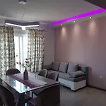 Nives Apartamento *