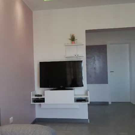 Apartment Nives *