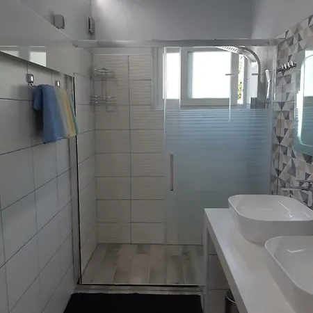 Apartment Nives *