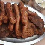 شقة Nives